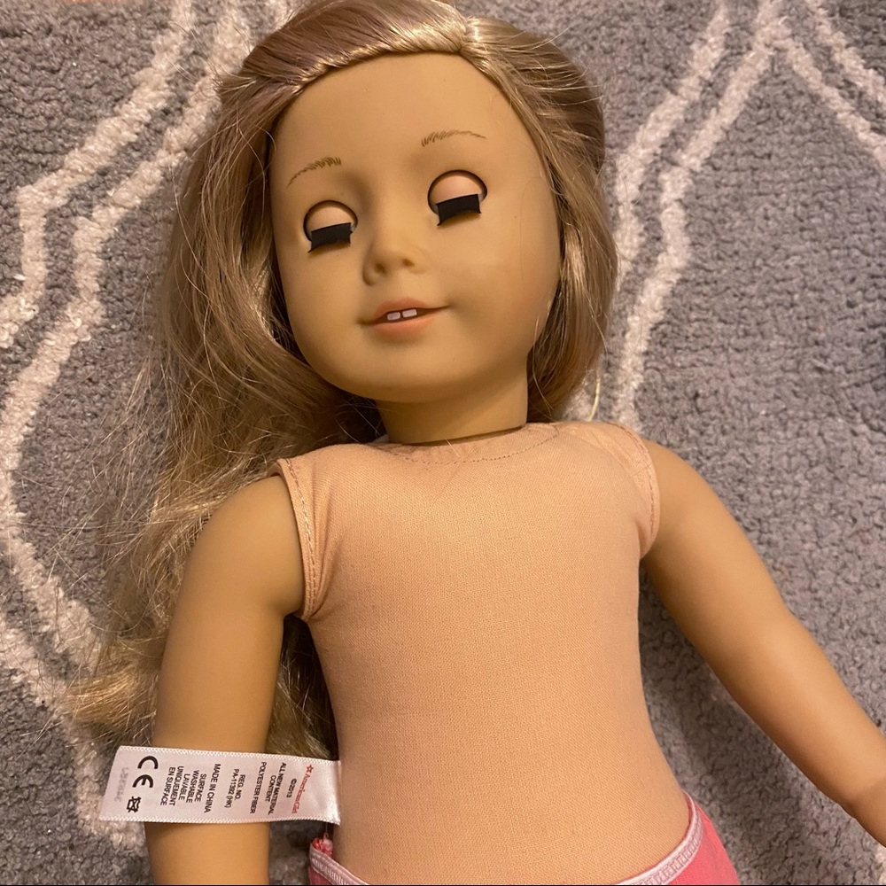 American Girl Doll Isabelle 2014 18 inches